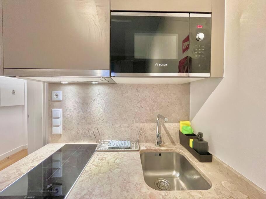 ליסבון Vila Rosario 3 Studios With Patio By Homeful Homes מראה חיצוני תמונה
